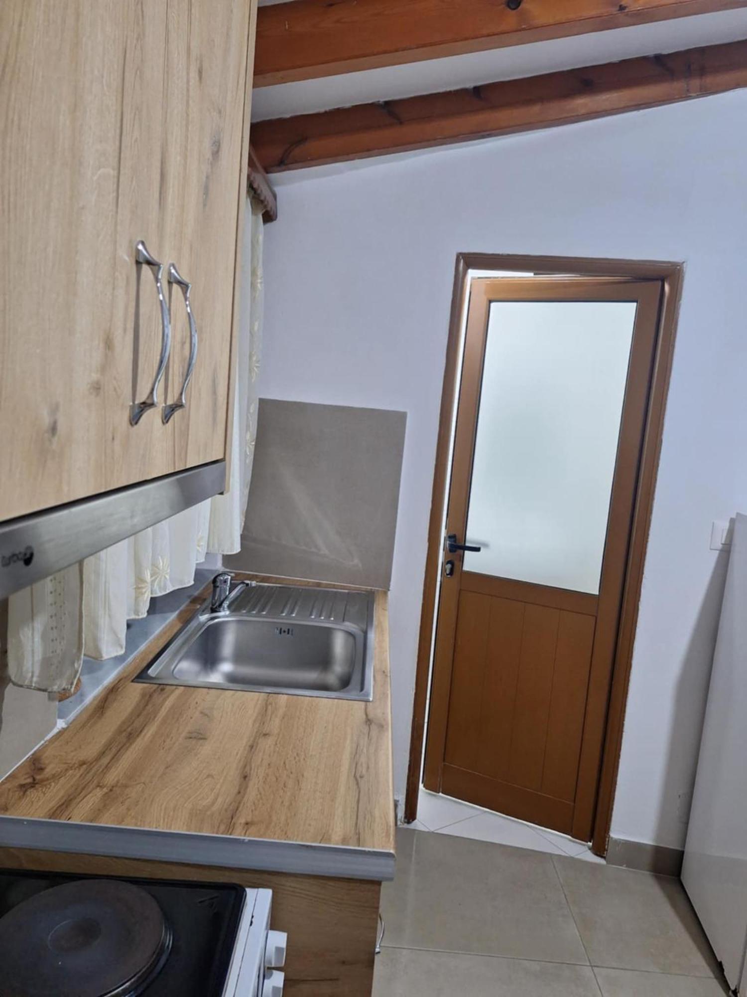 Kaful Apartment Qeparo