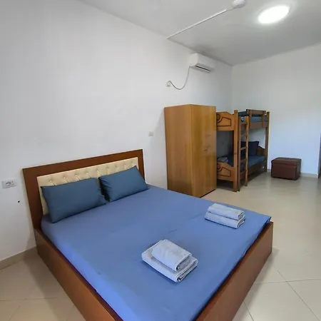 Kaful Apartments Qeparo Exterior photo