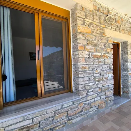 Kaful Apartments Qeparo Exterior photo